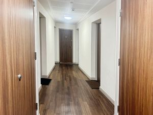 Communal corridor- click for photo gallery
